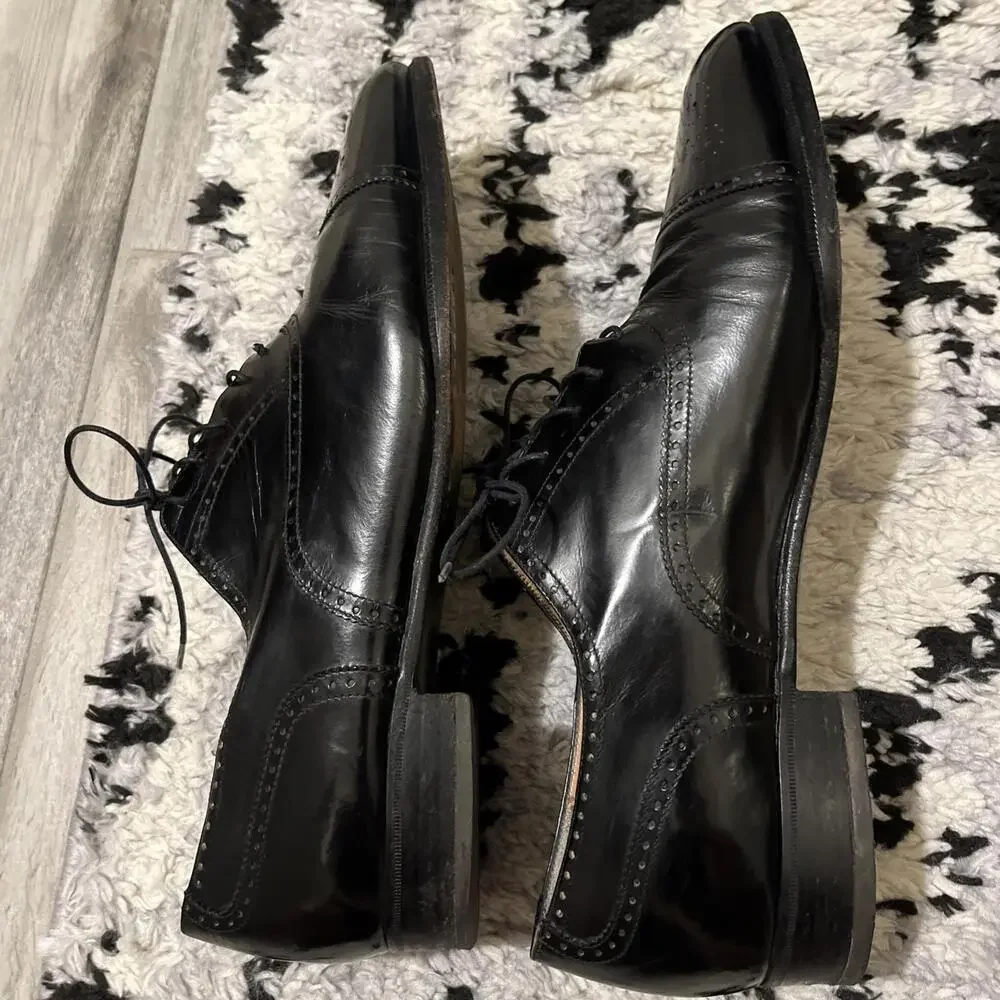 SALVATORE FERRAGAMO MENS BLACK OXFORD DRESS SHOES SIZE 10D MADE IN ITALY